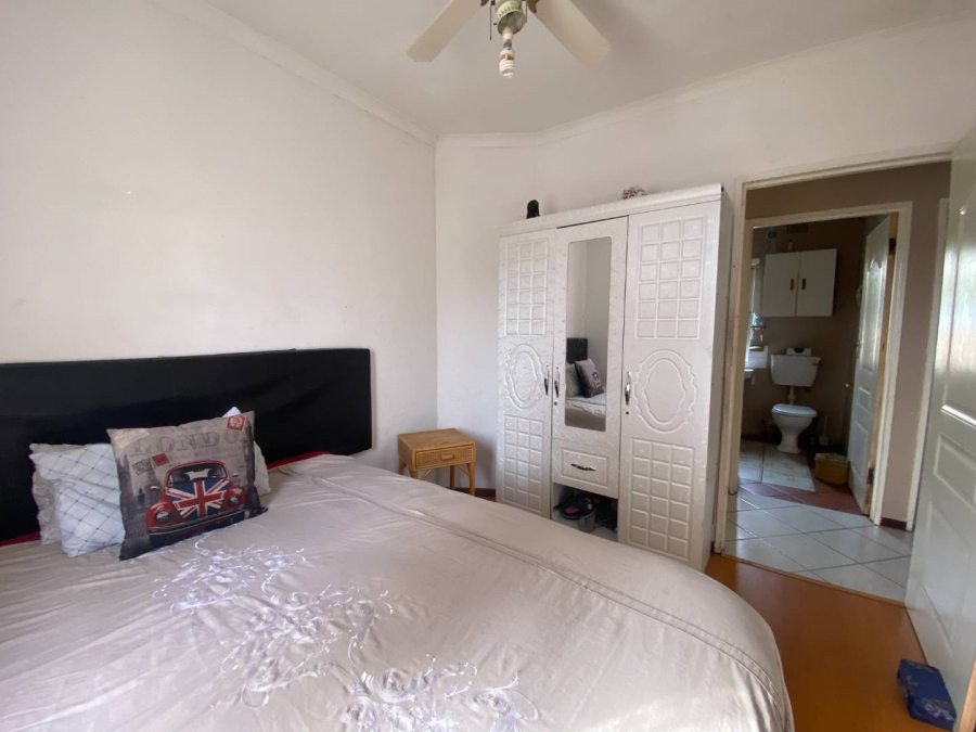 3 Bedroom Property for Sale in Wetton Western Cape